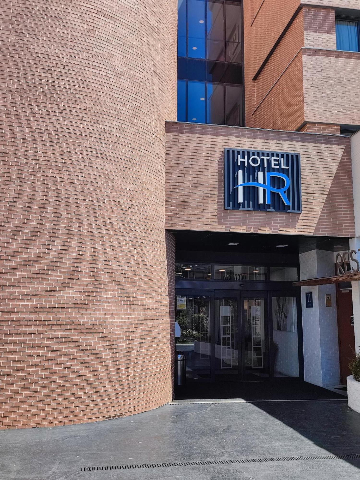 Hotel Reston Valdemoro Bagian luar foto