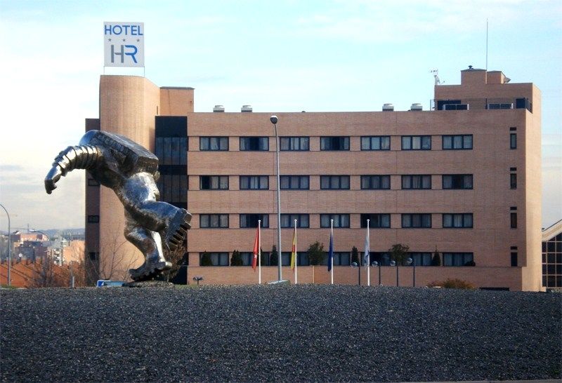 Hotel Reston Valdemoro Bagian luar foto